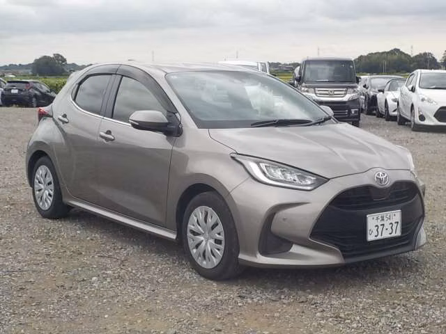 TOYOTA YARIS