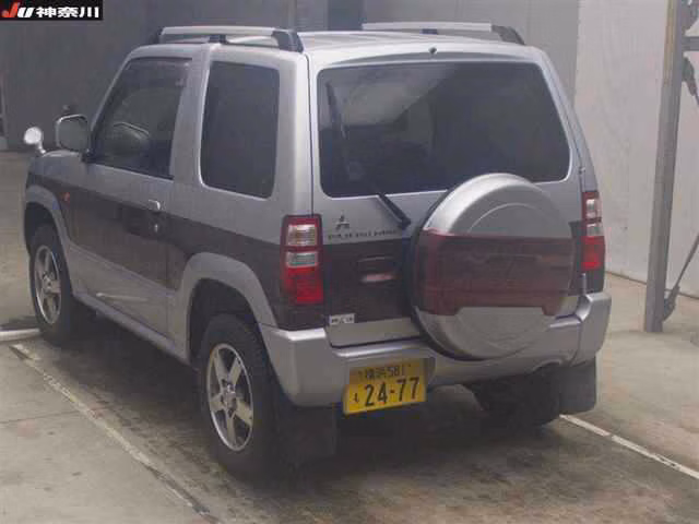 MITSUBISHI PAJERO MINI