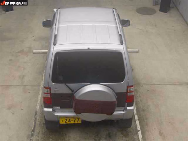 MITSUBISHI PAJERO MINI