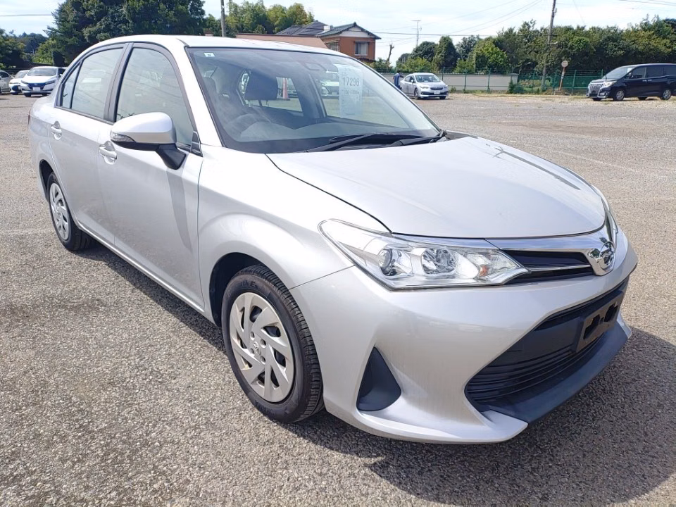 TOYOTA COROLLA AXIO