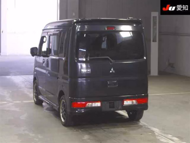 MITSUBISHI TOWN BOX