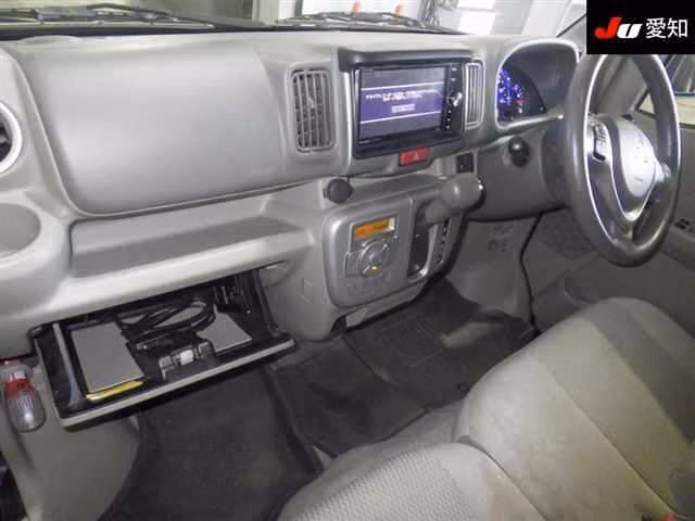 MITSUBISHI TOWN BOX