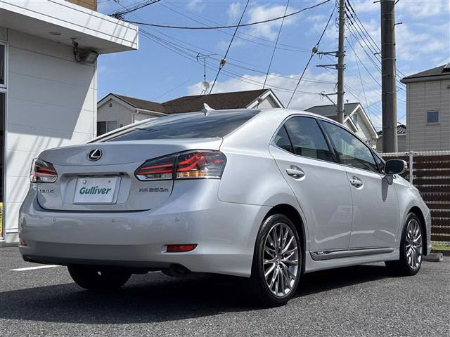 Lexus HS250h