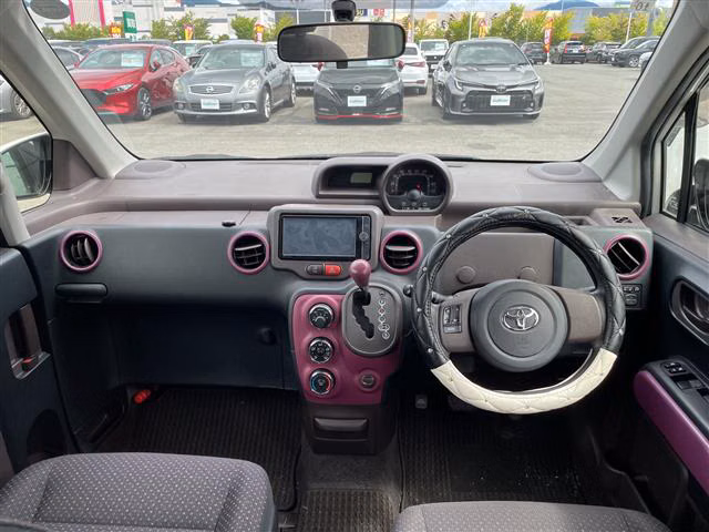 TOYOTA PORTE