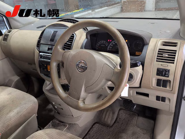 NISSAN LAFESTA