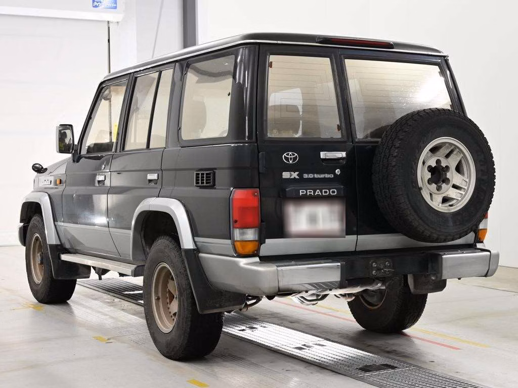 TOYOTA LAND CRUISER PRADO
