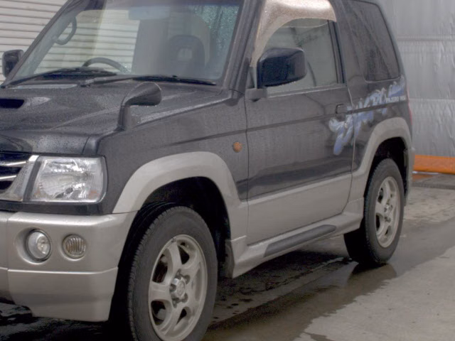 MITSUBISHI PAJERO MINI