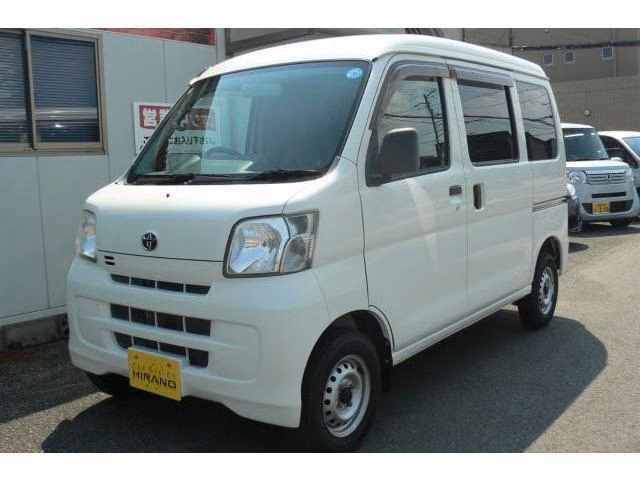 TOYOTA PIXIS VAN