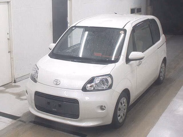 TOYOTA PORTE