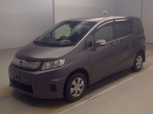 HONDA FREED SPIKE