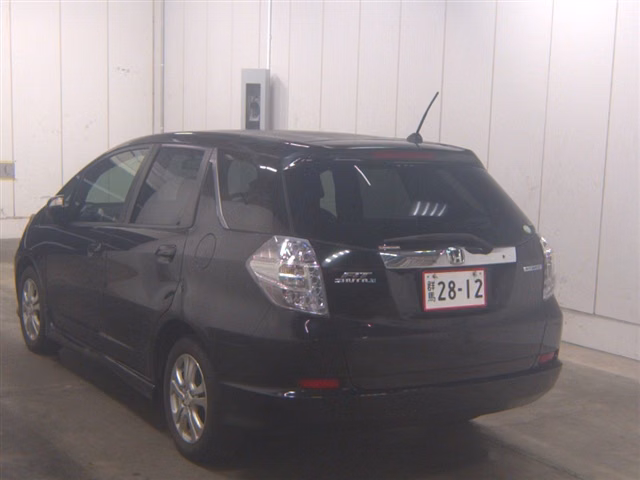 HONDA FIT SHUTTLE