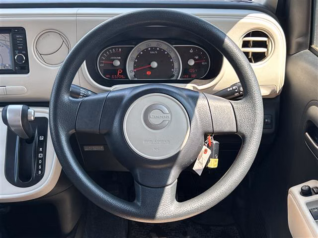 Daihatsu Mira Cocoa