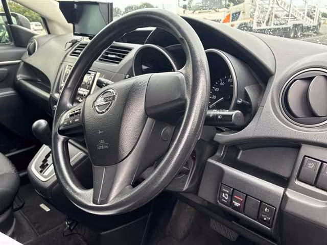 NISSAN LAFESTA