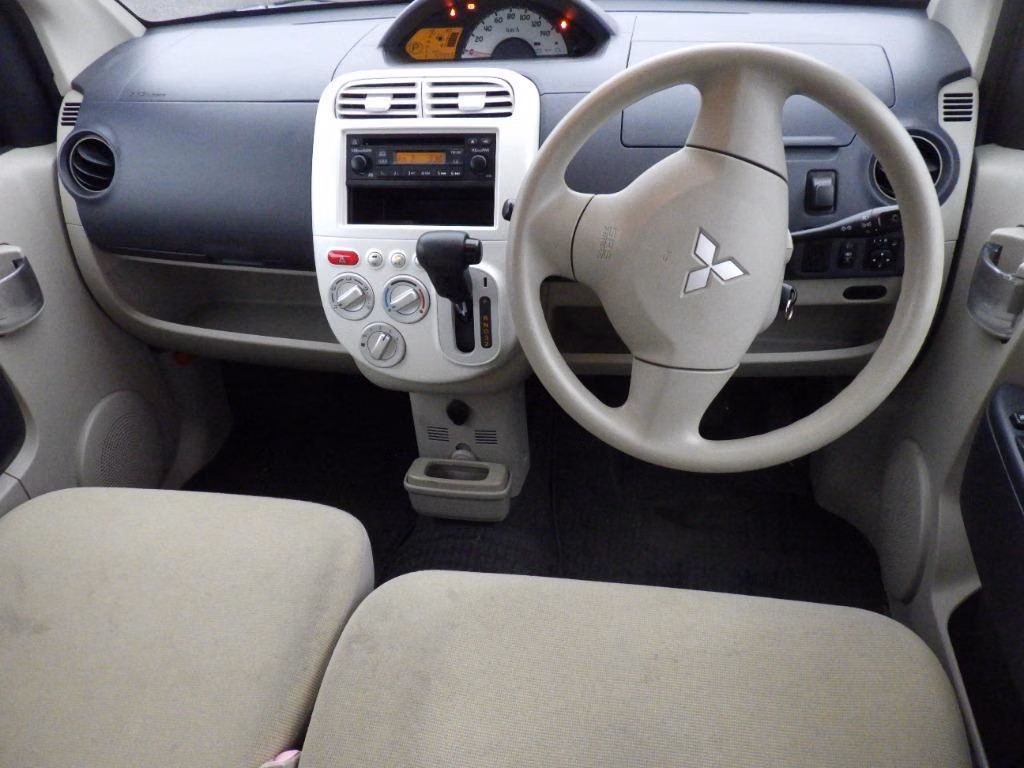MITSUBISHI EK WAGON