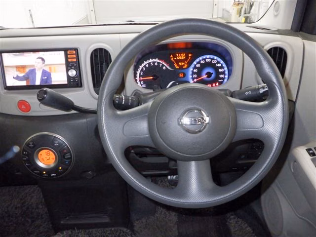 NISSAN CUBE