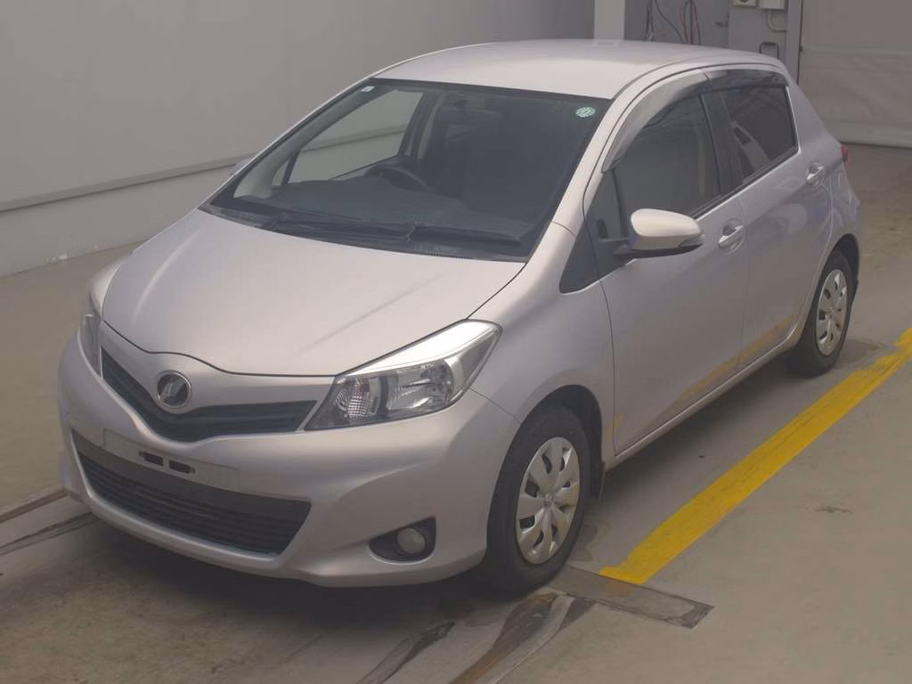 TOYOTA VITZ