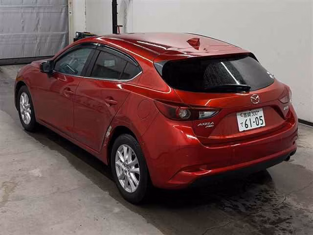 MAZDA AXELA