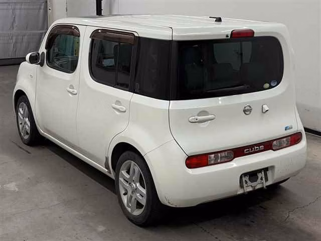NISSAN CUBE