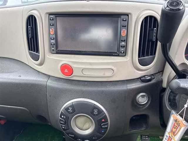 NISSAN CUBE
