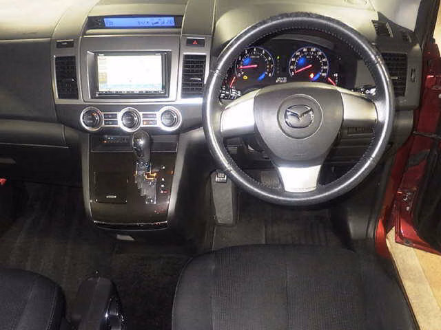 MAZDA MPV