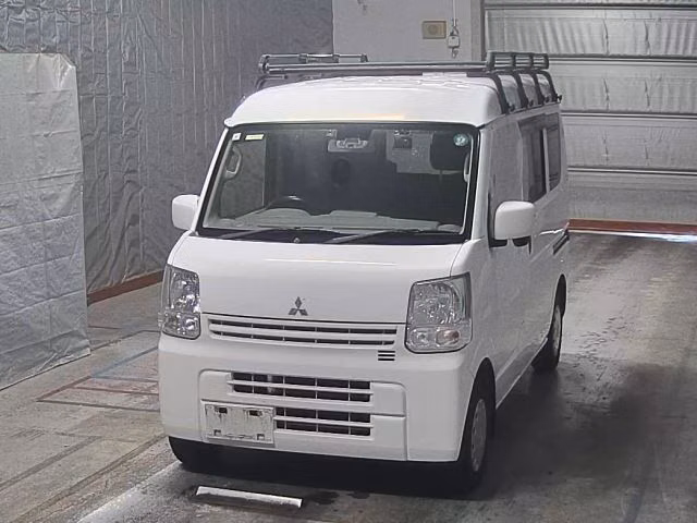 MITSUBISHI MINICAB