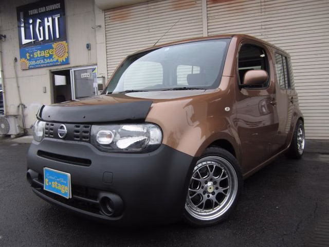 Nissan Cube