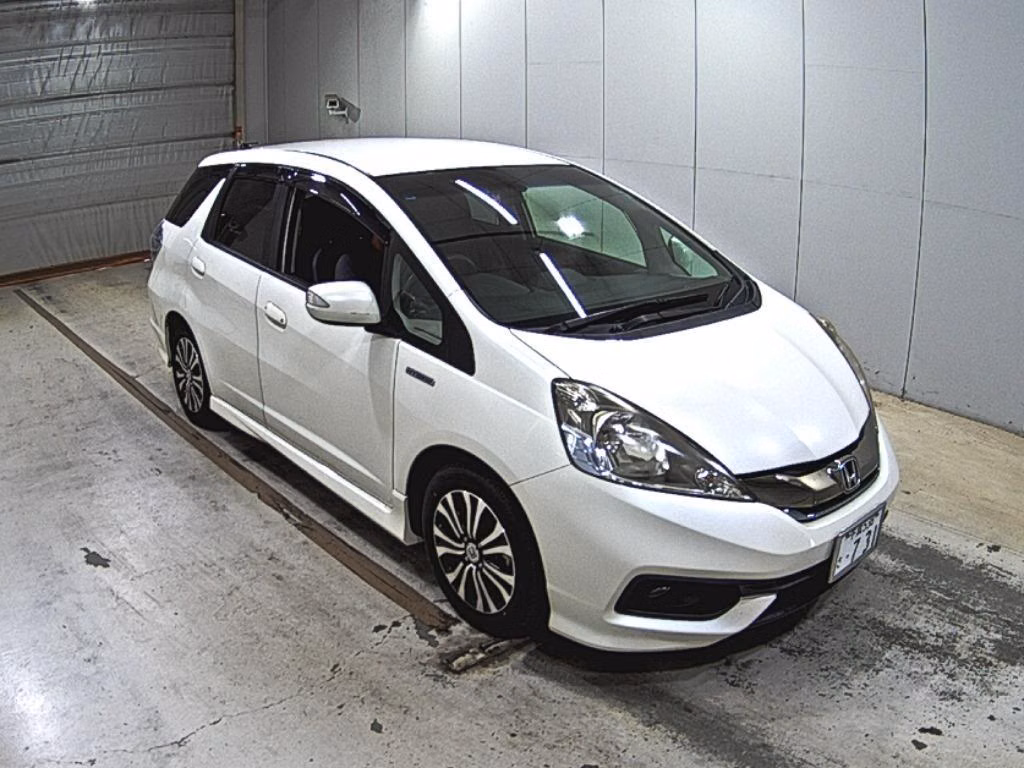 HONDA FIT SHUTTLE