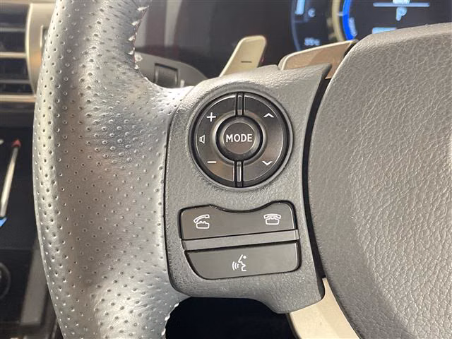 Lexus IS300h
