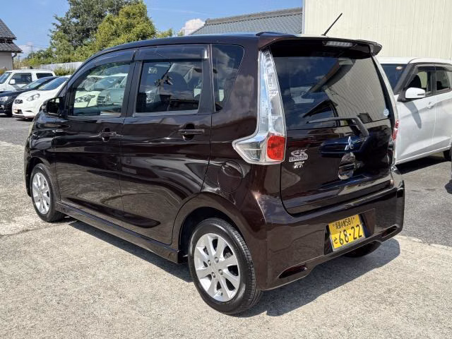 MITSUBISHI EK CUSTOM