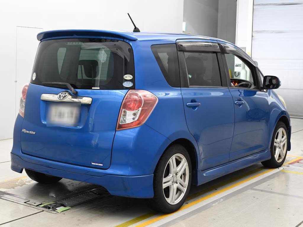 TOYOTA RACTIS