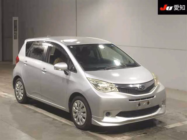 SUBARU TREZIA
