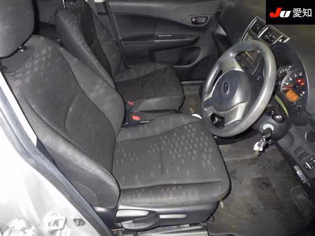 SUBARU TREZIA