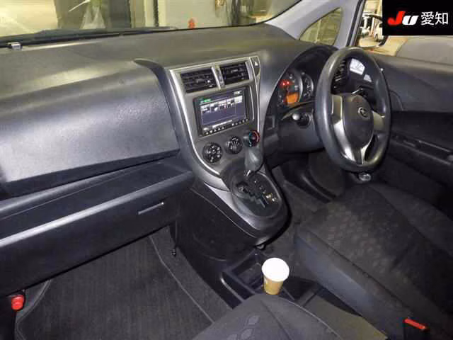 SUBARU TREZIA