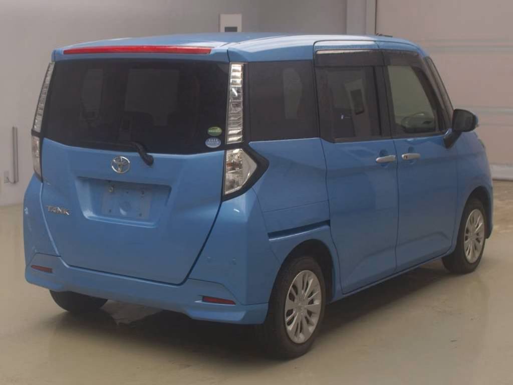 TOYOTA TANK