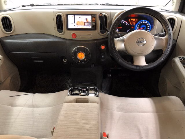 NISSAN CUBE