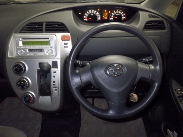 TOYOTA RACTIS