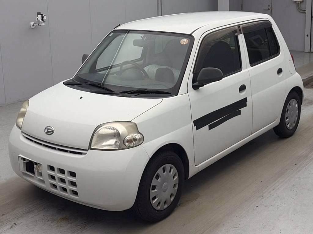 DAIHATSU ESSE