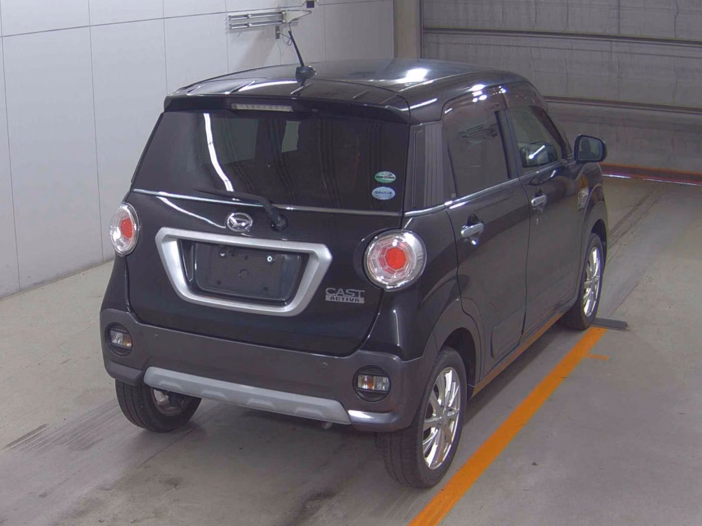 DAIHATSU CAST