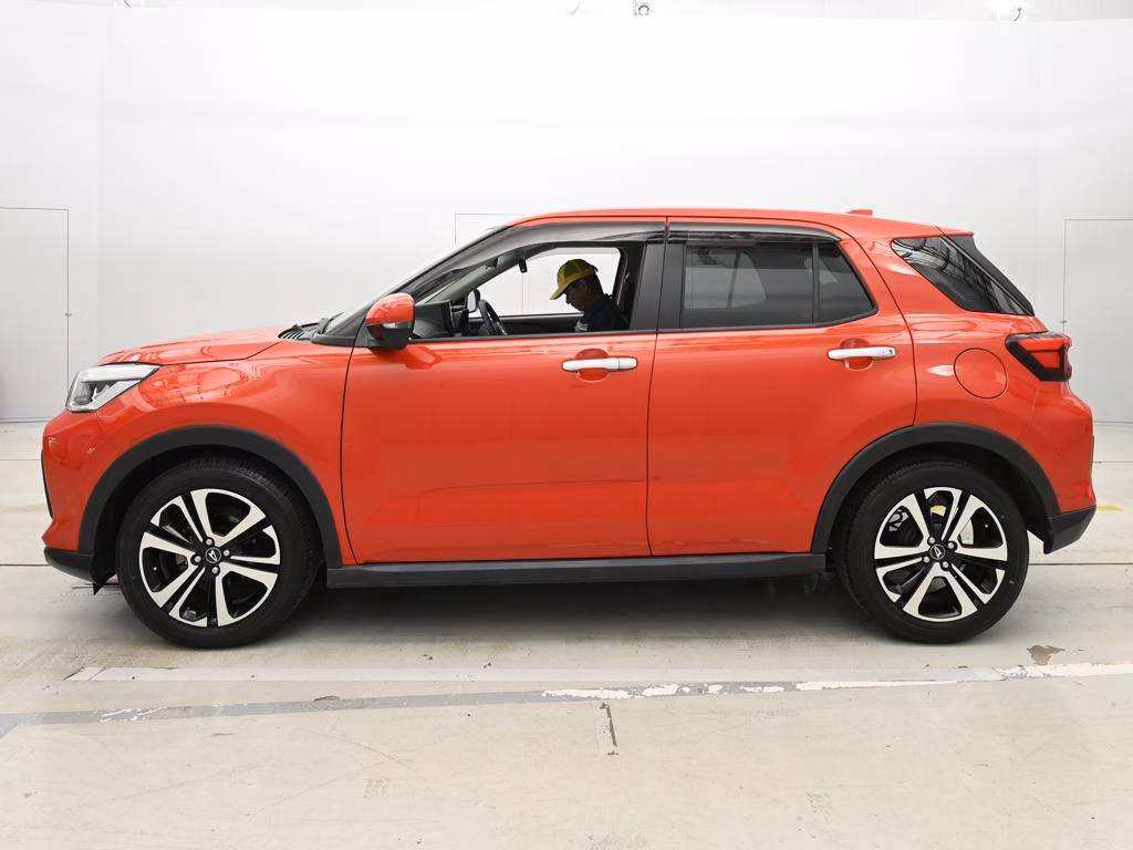 DAIHATSU ROCKY