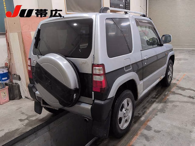Mitsubishi Pajero Mini