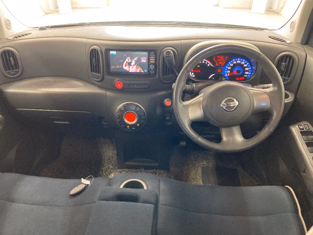 NISSAN CUBE