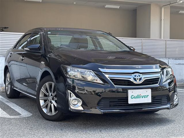 TOYOTA CAMRY