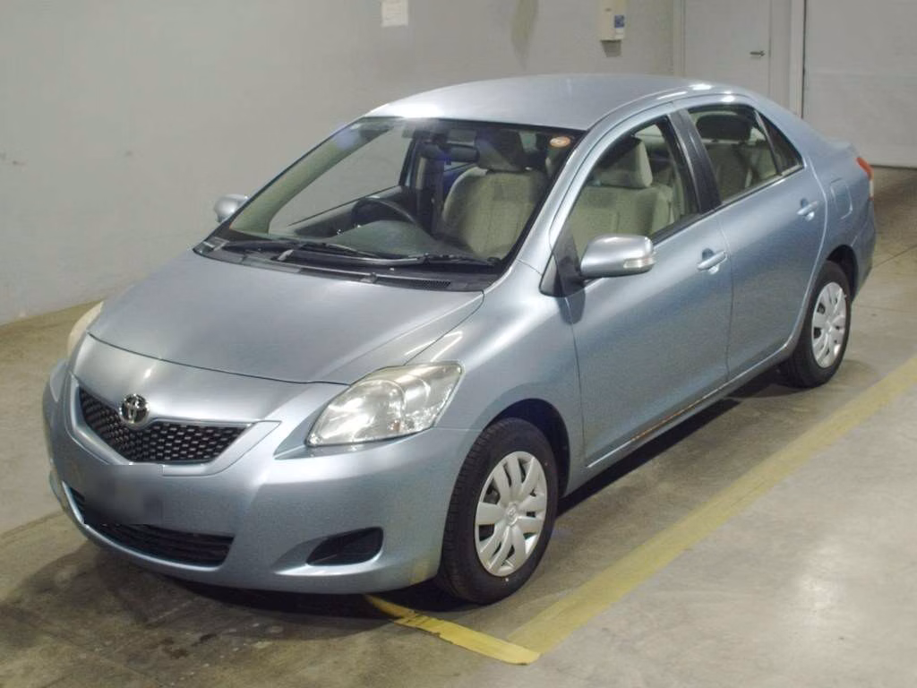 TOYOTA BELTA