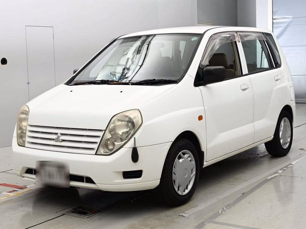 MITSUBISHI MIRAGE DINGO