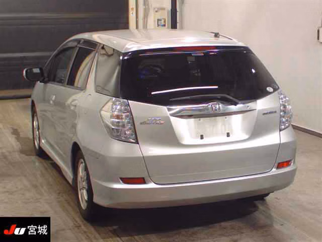 HONDA FIT SHUTTLE