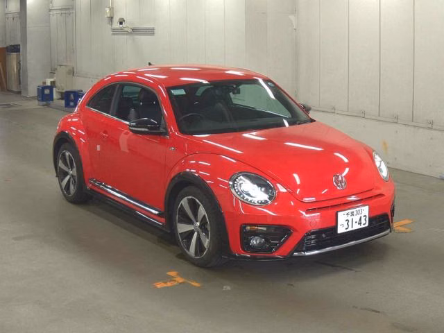 VOLKSWAGEN BEETLE
