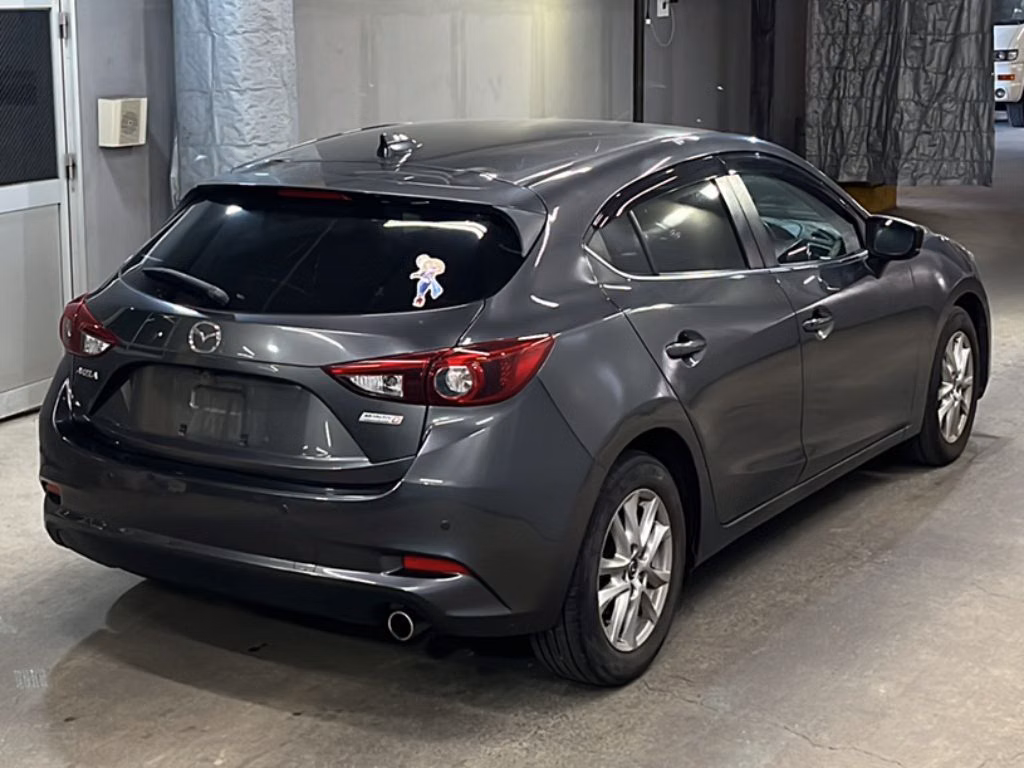 MAZDA AXELA