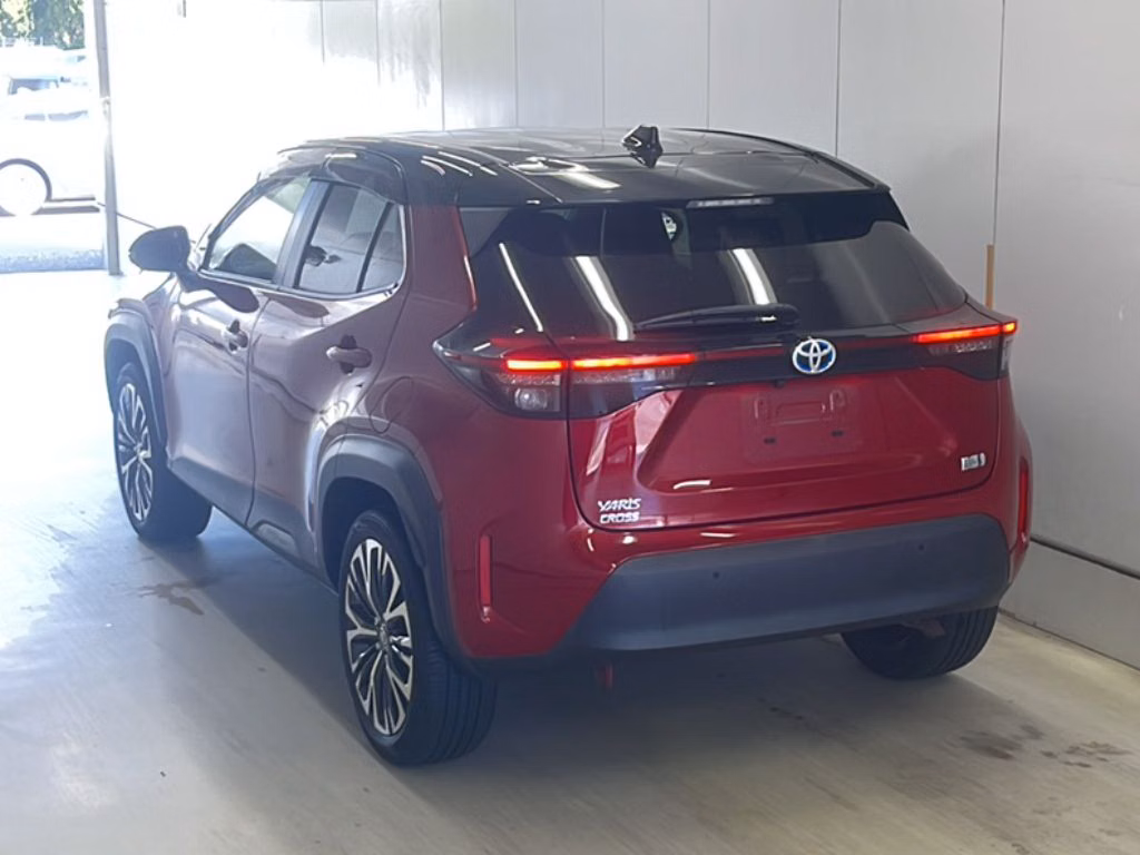 TOYOTA YARIS CROSS