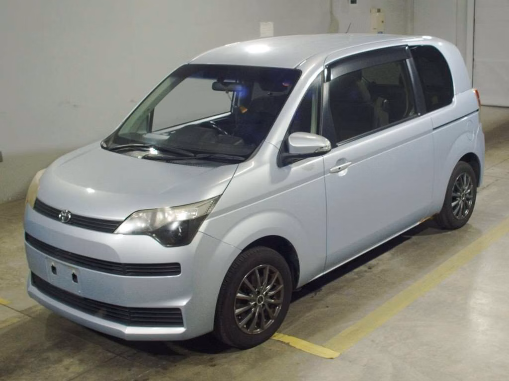 TOYOTA SPADE