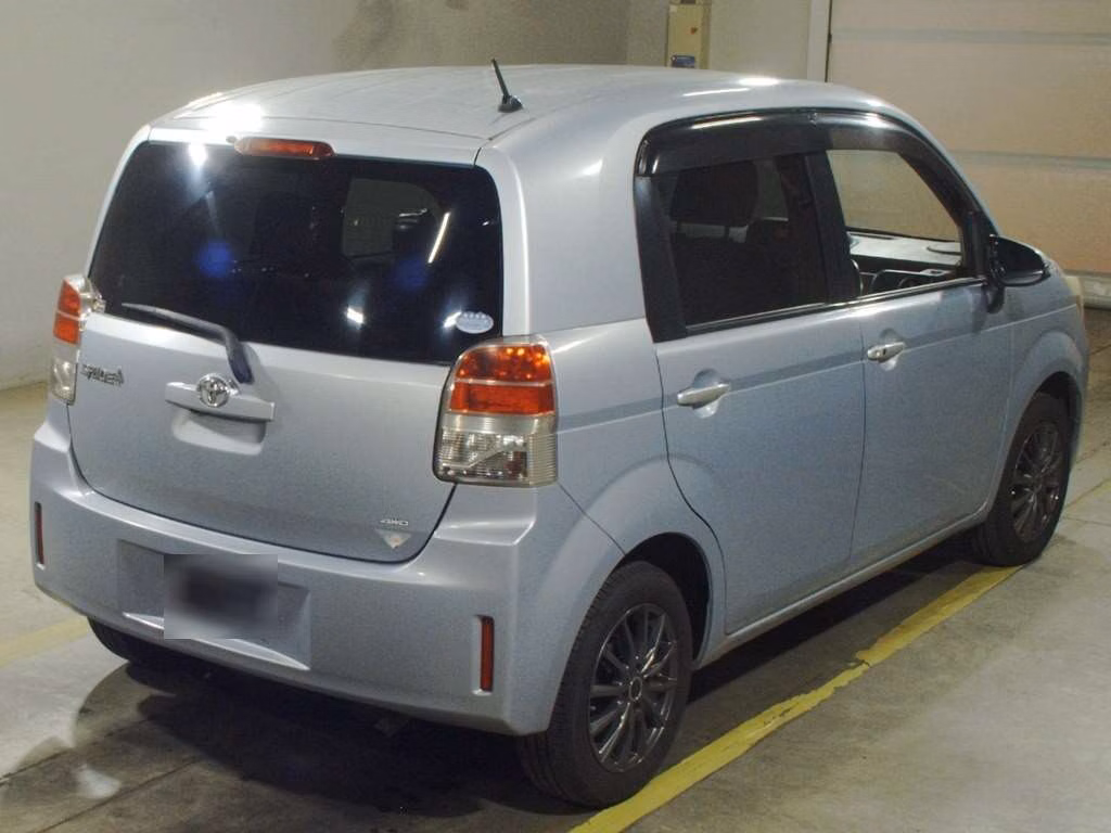 TOYOTA SPADE